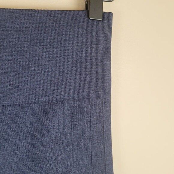 Lululemon Size 4 In The Flow Crop Seamless Leggings Inkwell Navy Blue - Picture 6 of 12